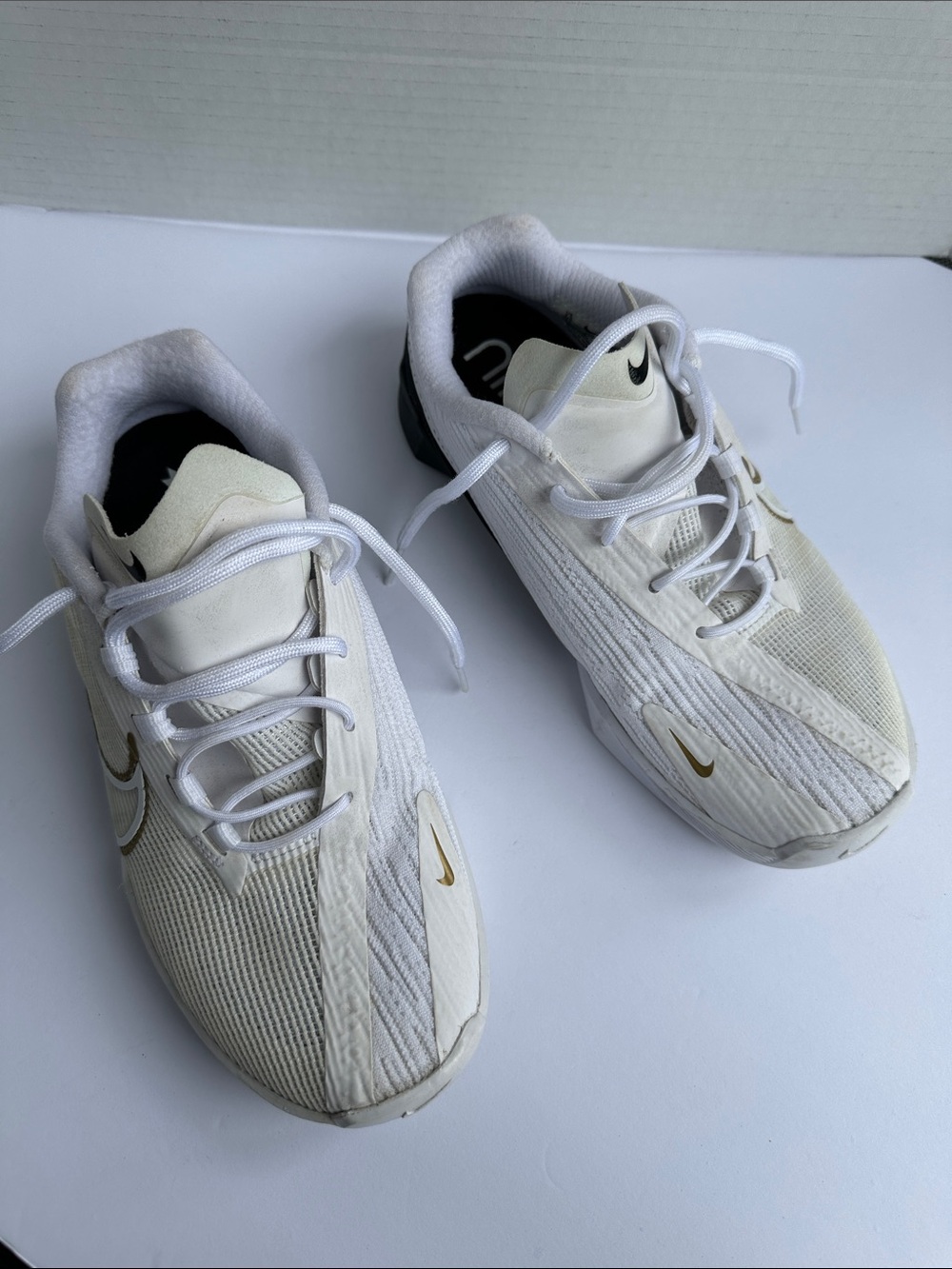 Nike Kids White and Gold Low-Top Sneakers